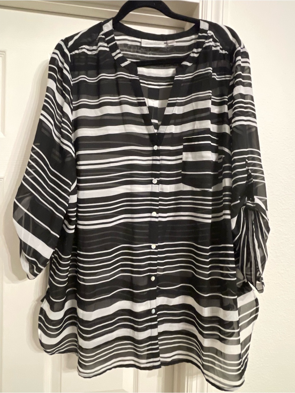 Avenue Black and White Striped Button-Front Chiffon Shirt. Size 18/20